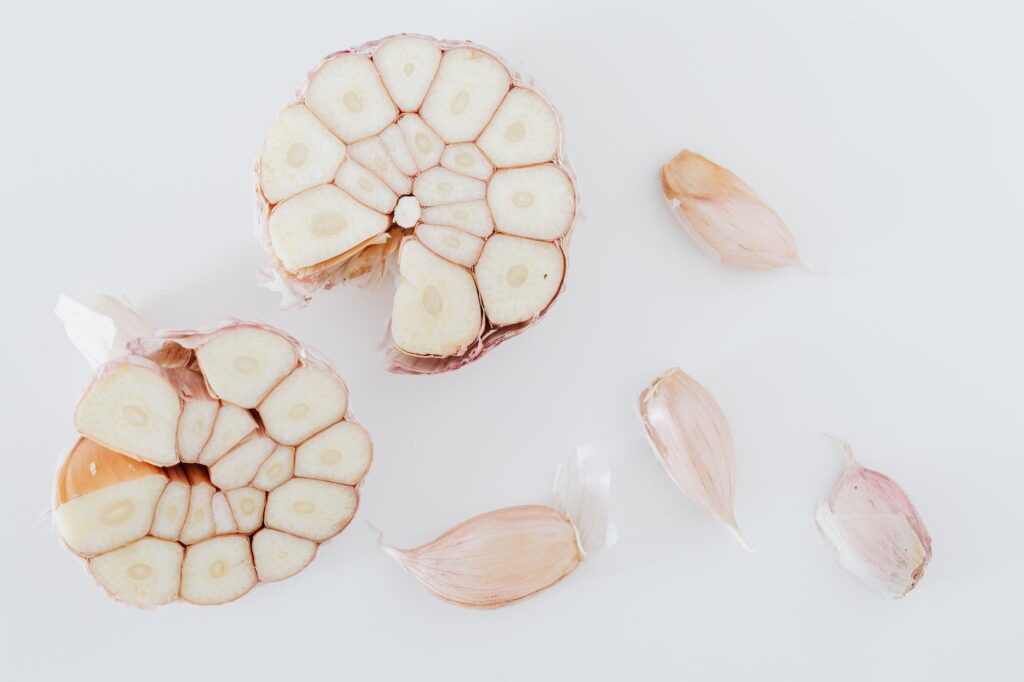 Enjoy the wonders of garlic in dishes around the world